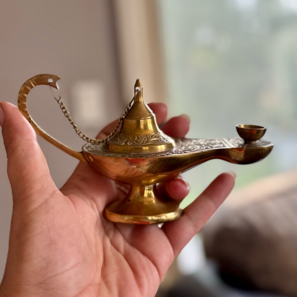 Hand Crafted Gold Accent Decor Lamp